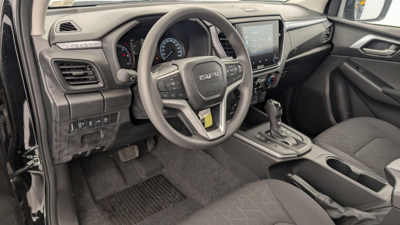 Photo 14 de l'offre de ISUZU D-MAX 1.9 4X4 CREW CAB N60 B.B +  AT 4 PLACES à 44500€ chez Carlyss automobiles Vitré