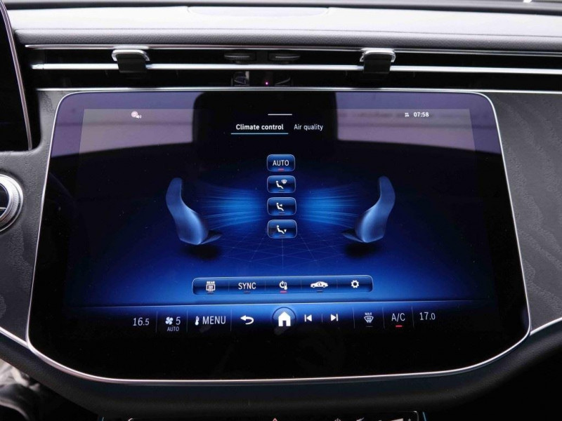 Photo 13 de l'offre de MERCEDES-BENZ CLASSE E BREAK E220D 9G-TRONIC AVANTGARDE LINE à 47361€ chez Carlyss automobiles Vitré