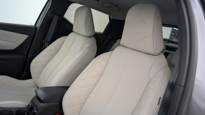 Photo 16 de l'offre de DS DS3 PureTech 130 EAT8 Esprit de Voyage à 21092€ chez Carlyss automobiles Vitré