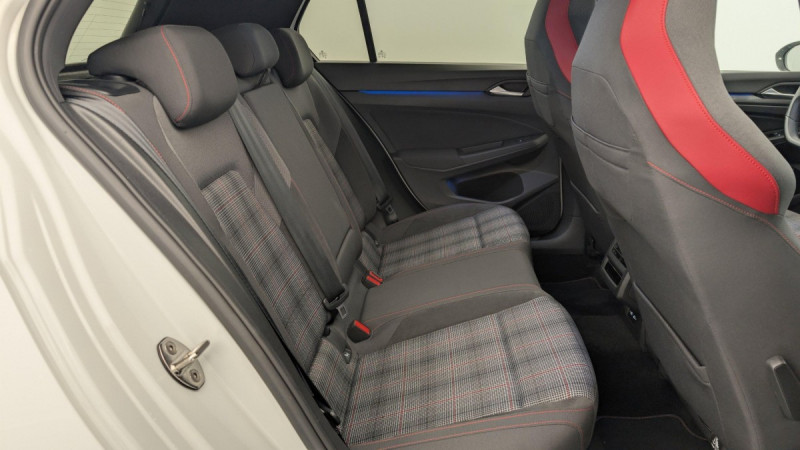 Photo 10 de l'offre de VOLKSWAGEN GOLF 8 2.0 TSI 245 DSG7 GTI à 30858€ chez Carlyss automobiles Vitré