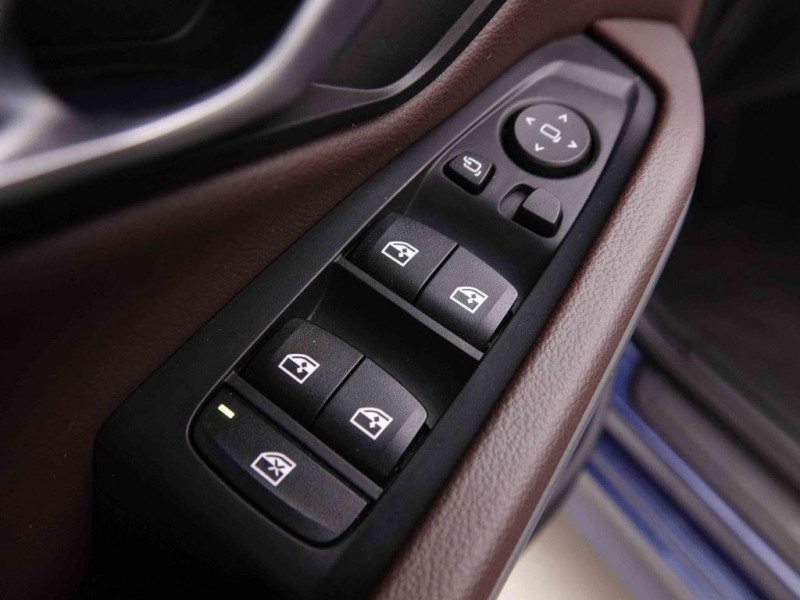 Photo 19 de l'offre de Bmw 3 330e 292 PHEV Business Edition à 34098€ chez Carlyss automobiles Vitré