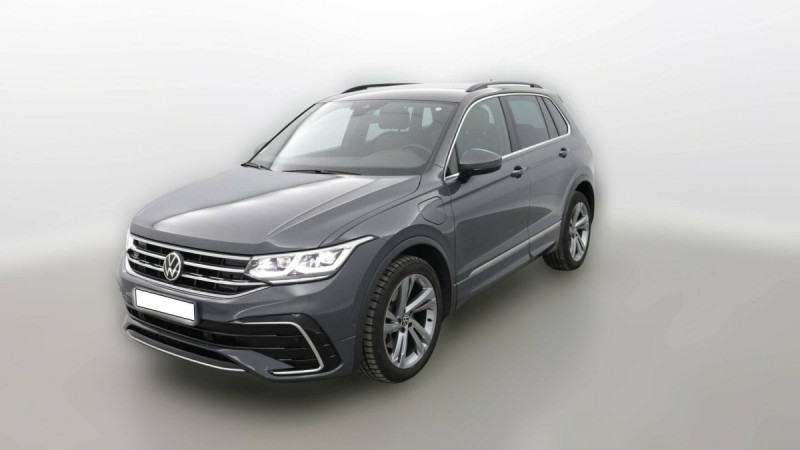 Photo 1 de l'offre de VOLKSWAGEN Tiguan Tiguan 1.4 eHybrid 245ch DSG6 R-Line Exclusive à 30697€ chez Carlyss automobiles Vitré