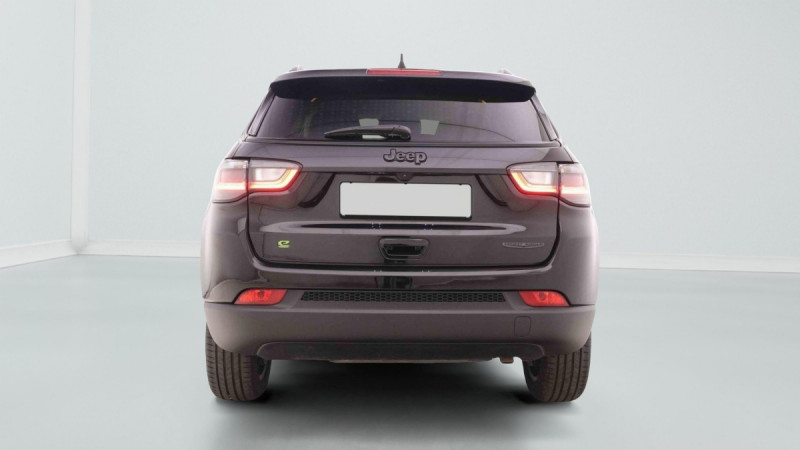 Photo 4 de l'offre de JEEP Compass 1.5 T4 130 DCT à 28198€ chez Carlyss automobiles Vitré