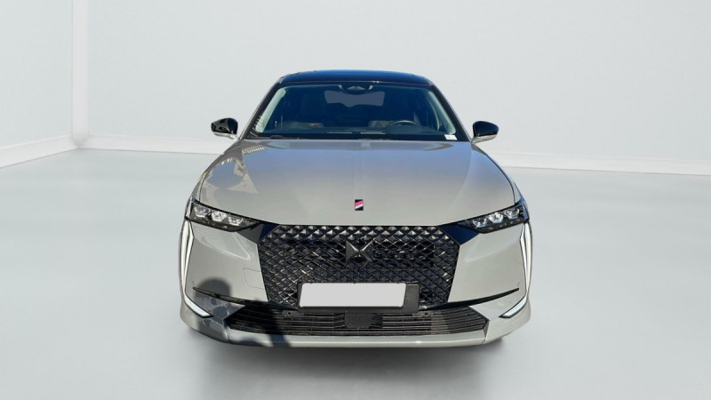 Photo 2 de l'offre de DS DS4 PureTech 130 EAT8 Performance Line+ à 21986€ chez Carlyss automobiles Vitré