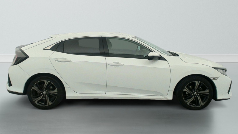 Photo 8 de l'offre de HONDA Civic 2018 CIVIC 1.0 I-VTEC 126 ELEGANCE à 14498€ chez Carlyss automobiles Vitré