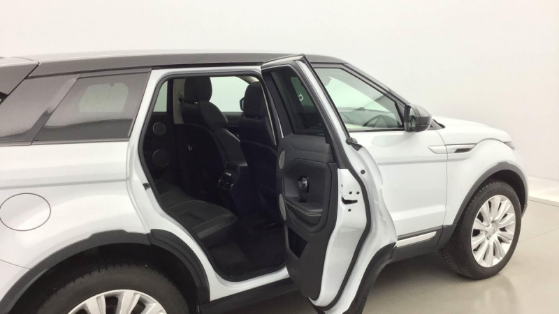 Photo 4 de l'offre de LAND-ROVER RANGE ROVER EVOQUE Range Rover Evoque TD4 180 BVA HSE à 31798€ chez Carlyss automobiles Vitré