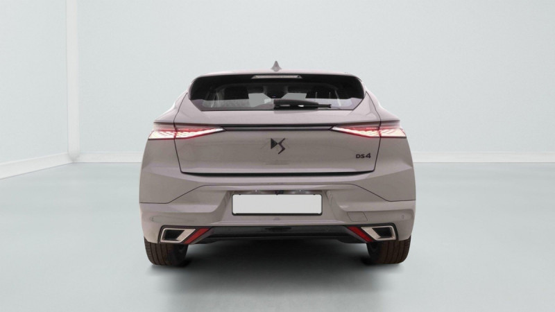 Photo 2 de l'offre de DS DS4 PureTech 130 EAT8 Performance Line à 23698€ chez Carlyss automobiles Vitré