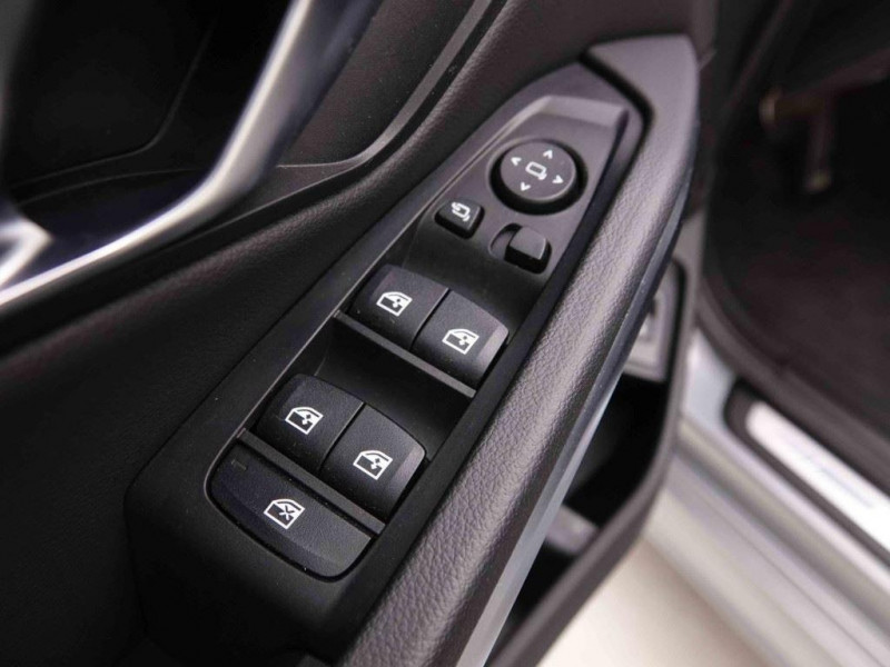 Photo 19 de l'offre de Bmw 3 320dA 190 MHEV Touring M Sport à 44901€ chez Carlyss automobiles Vitré