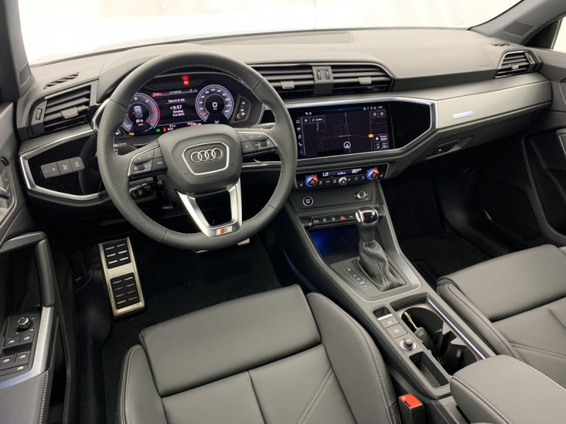 Photo 15 de l'offre de AUDI Q3 Sportback 35 TDI 150 ch S tronic 7 S line à 48598€ chez Carlyss automobiles Vitré