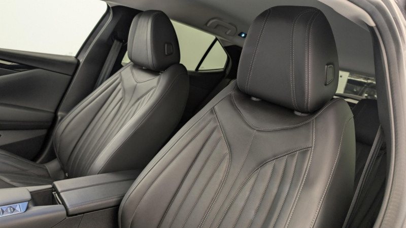 Photo 16 de l'offre de DS DS4 PureTech 130 EAT8 Rivoli à 25010€ chez Carlyss automobiles Vitré