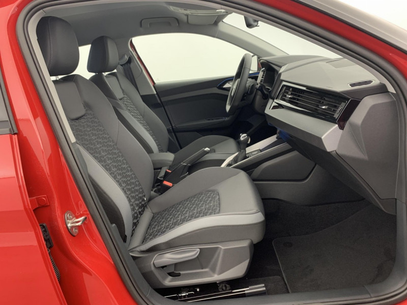 Photo 9 de l'offre de AUDI A1 Sportback 30 TFSI 116 ch S tronic 7 Design à 28998€ chez Carlyss automobiles Vitré