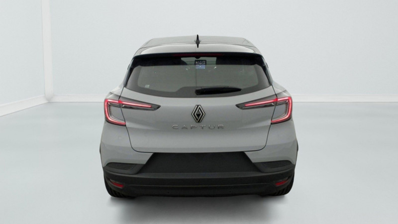 Photo 7 de l'offre de RENAULT CAPTUR TCe 90 ch Evolution à 21498€ chez Carlyss automobiles Vitré