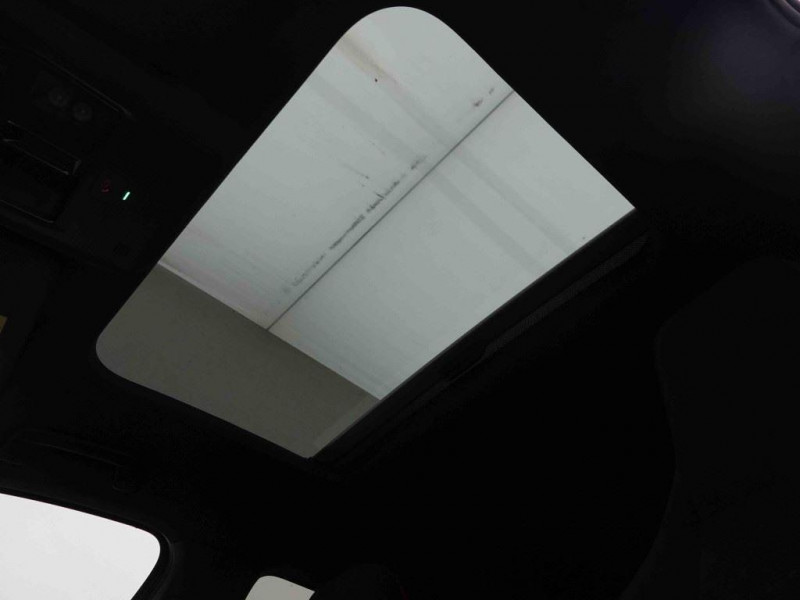 Photo 9 de l'offre de Volkswagen Golf GTi 2.0 TSi 300 DSG Clubsport à 46965€ chez Carlyss automobiles Vitré