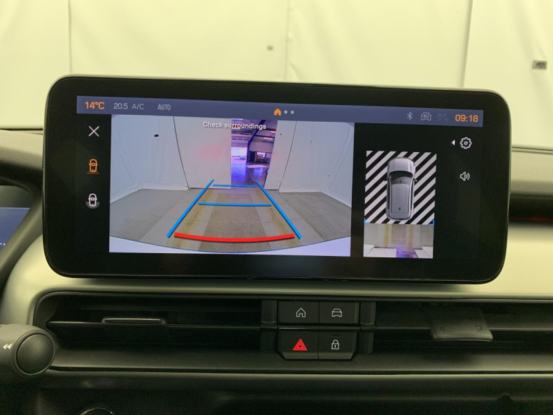 Photo 19 de l'offre de Jeep Avenger 1.2 Turbo T3 110 ch e-Hybrid BVR6 Summit à 27998€ chez Carlyss automobiles Vitré