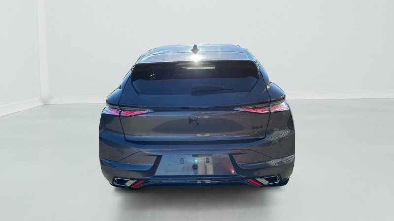 Photo 6 de l'offre de DS DS4 PureTech 130 EAT8 Performance Line+ à 23196€ chez Carlyss automobiles Vitré