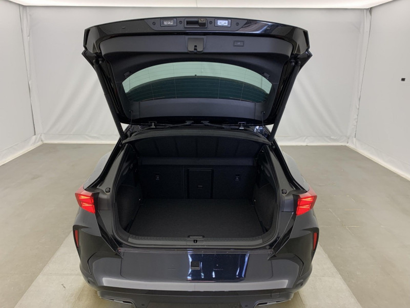 Photo 11 de l'offre de Cupra FORMENTOR NOUVEAU 1.5 ETSI HYBRID 150 CH DSG7 V à 34598€ chez Carlyss automobiles Vitré