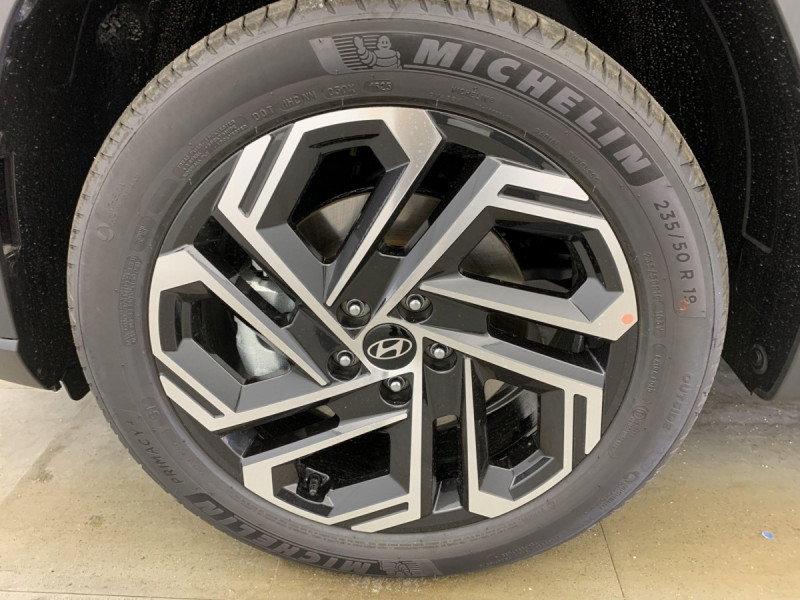 Photo 20 de l'offre de HYUNDAI Tucson 1.6 T-GDI 215 Hybrid BVA6 Creative à 32998€ chez Carlyss automobiles Vitré