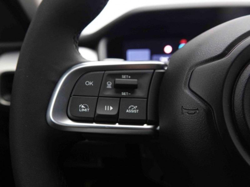 Photo 20 de l'offre de Jeep Avenger 1.2 MHEV 110 DCT6 Altitude à 27502€ chez Carlyss automobiles Vitré