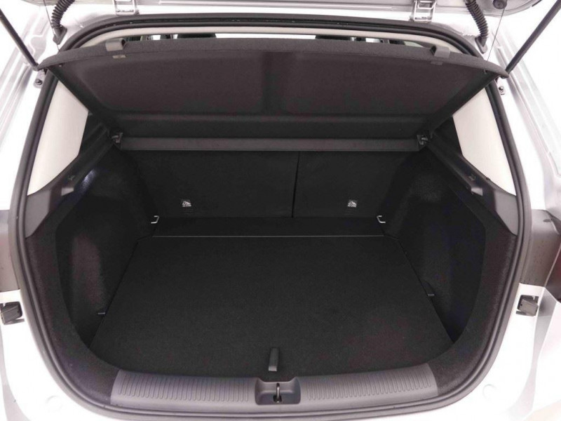 Photo 4 de l'offre de MG Motor ZS 1.5i 115 Comfort à 23534€ chez Carlyss automobiles Vitré