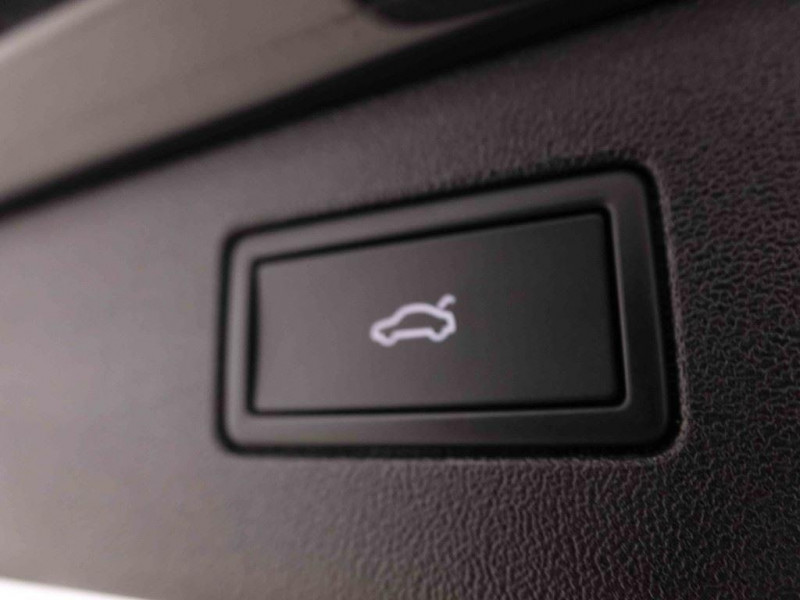 Photo 5 de l'offre de VOLKSWAGEN Tiguan 1.5 eTSi MHEV 150 DSG Elegance à 41998€ chez Carlyss automobiles Vitré