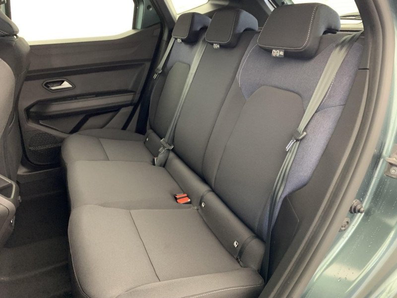 Photo 17 de l'offre de DACIA DUSTER TCe 130 4x4 Expression à 24998€ chez Carlyss automobiles Vitré