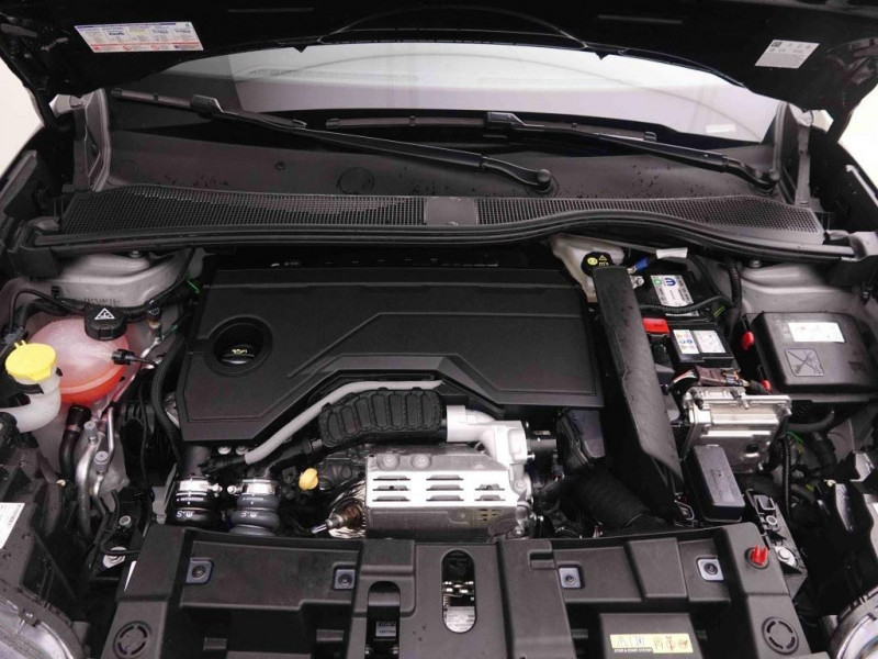 Photo 15 de l'offre de Jeep Avenger 1.2 MHEV 110 DCT6 Altitude à 27502€ chez Carlyss automobiles Vitré