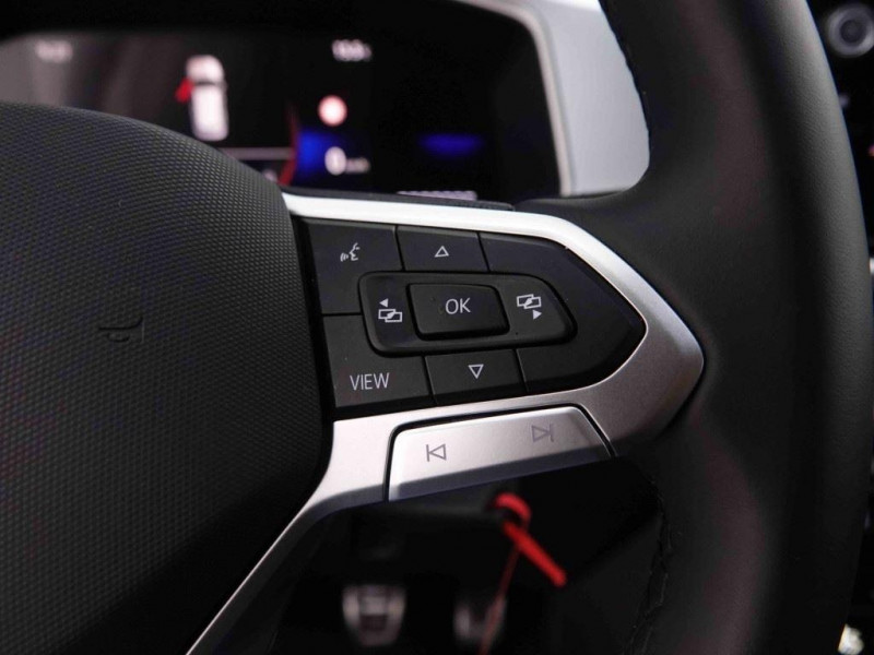 Photo 17 de l'offre de VOLKSWAGEN T-roc 1.0 TSi 115 Edition à 28198€ chez Carlyss automobiles Vitré