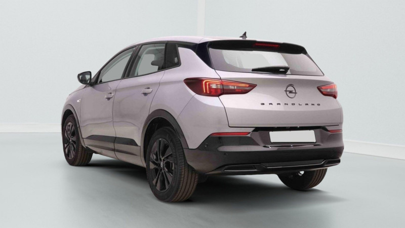 Photo 3 de l'offre de OPEL Grandland 1.2 T 130 GS Line à 23219€ chez Carlyss automobiles Vitré