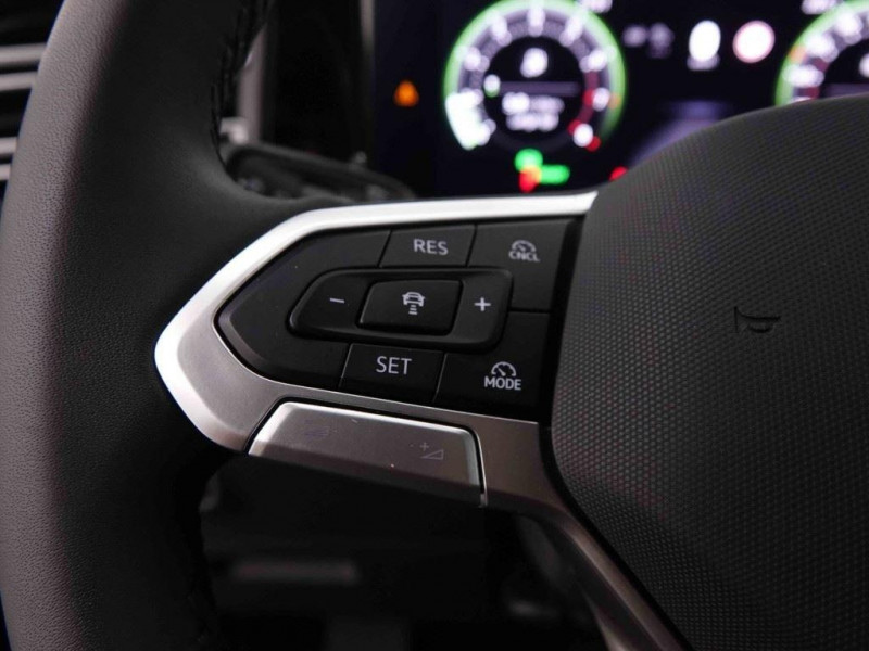 Photo 12 de l'offre de VOLKSWAGEN Tiguan 1.5 eTSi MHEV 150 DSG Elegance à 41998€ chez Carlyss automobiles Vitré