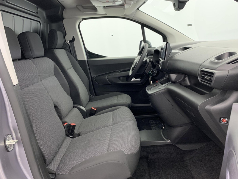 Photo 6 de l'offre de CITROEN BERLINGO VAN TAILLE M 650KG BLUEHDI 130 S&S EAT8 à 23337€ chez Carlyss automobiles Vitré