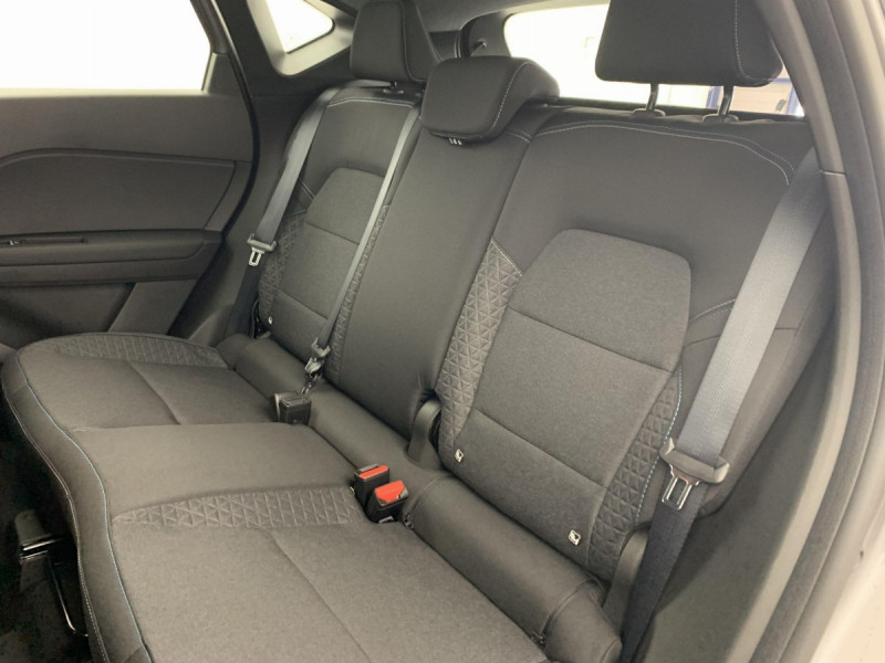 Photo 16 de l'offre de RENAULT CAPTUR TCe 90 ch Evolution à 21498€ chez Carlyss automobiles Vitré