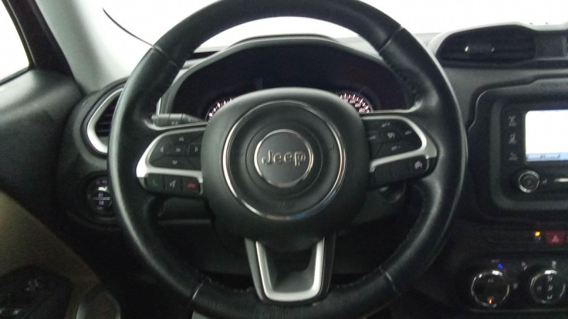 Photo 3 de l'offre de JEEP Renegade Renegade 1.4 I MultiAir S&S 140 ch Longitude à 16598€ chez Carlyss automobiles Vitré