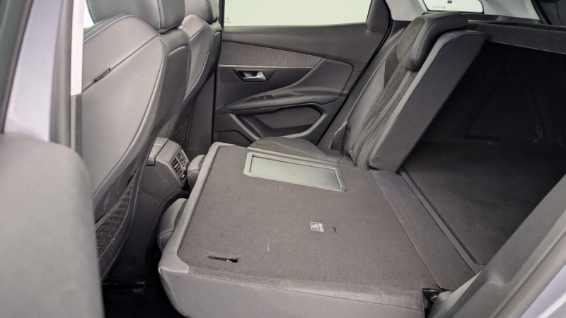 Photo 12 de l'offre de PEUGEOT 3008 Puretech 130ch S&S EAT8 Crossway à 11738€ chez Carlyss automobiles Vitré