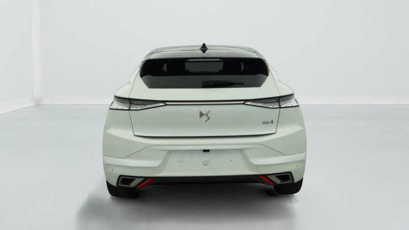 Photo 6 de l'offre de DS DS4 PureTech 130 EAT8 Rivoli à 22311€ chez Carlyss automobiles Vitré