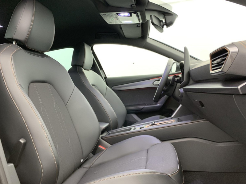 Photo 9 de l'offre de Cupra FORMENTOR NOUVEAU 1.5 ETSI HYBRID 150 CH DSG7 V à 32998€ chez Carlyss automobiles Vitré