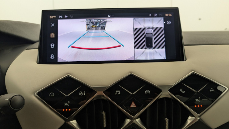 Photo 18 de l'offre de DS DS3 PureTech 130 EAT8 Esprit de Voyage à 24021€ chez Carlyss automobiles Vitré