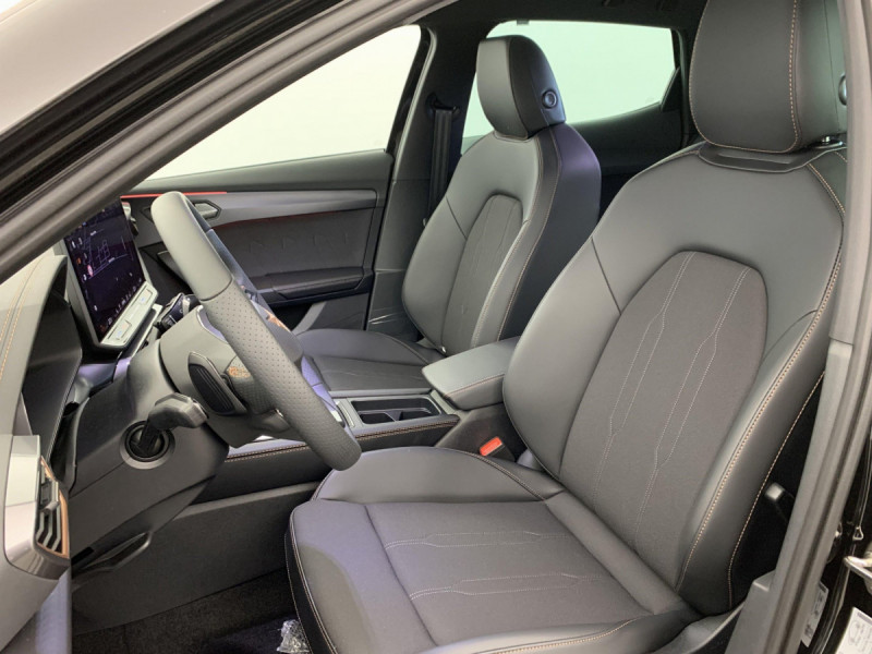 Photo 20 de l'offre de Cupra FORMENTOR NOUVEAU 1.5 ETSI HYBRID 150 CH DSG7 V à 34598€ chez Carlyss automobiles Vitré