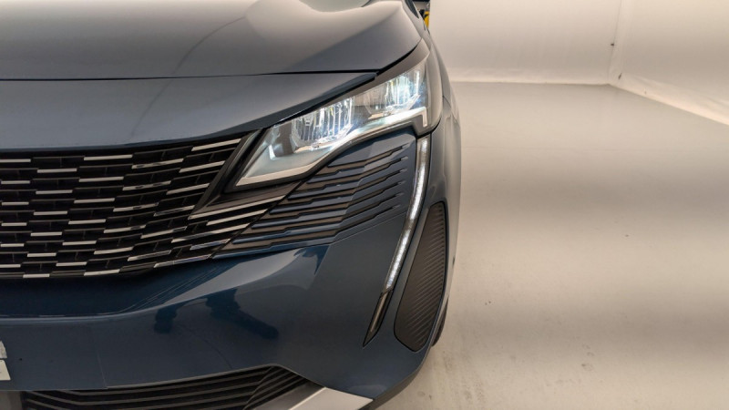 Photo 22 de l'offre de PEUGEOT 3008 Hybrid 136 e-DCS6 Allure Pack à 27562€ chez Carlyss automobiles Vitré