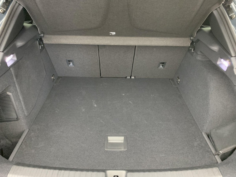 Photo 11 de l'offre de Cupra Terramar 1.5 eHybrid 204 ch DSG6 V à 41998€ chez Carlyss automobiles Vitré