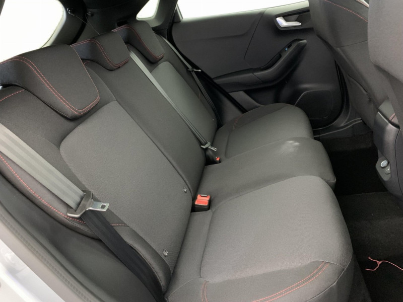 Photo 10 de l'offre de FORD PUMA 1.0 EcoBoost 155 ch mHEV S&S Powershift ST-Line à 25998€ chez Carlyss automobiles Vitré