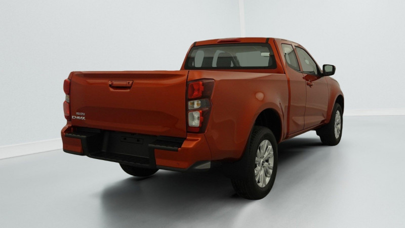 Photo 6 de l'offre de ISUZU D-MAX 1.9 4X4 SPACE CAB N60 B.B+  AT à 39109€ chez Carlyss automobiles Vitré