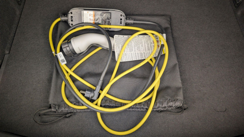 Photo 20 de l'offre de SEAT Leon E-HYBRID 204 CH DSG6 FR à 22143€ chez Carlyss automobiles Vitré