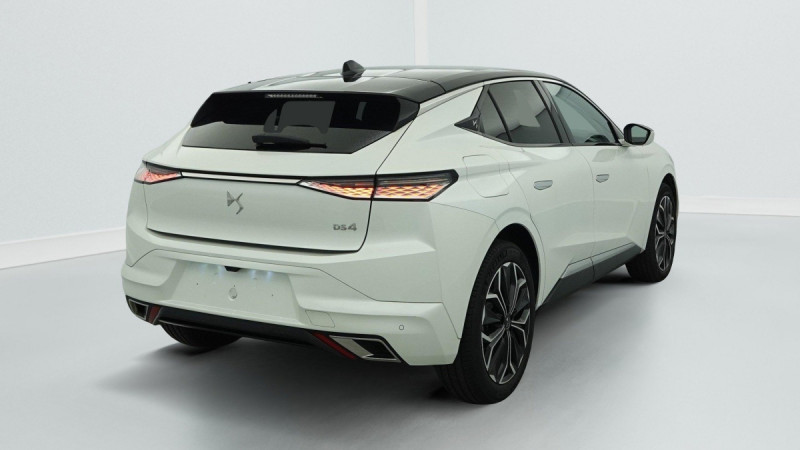 Photo 7 de l'offre de DS DS4 PureTech 130 EAT8 Rivoli à 22620€ chez Carlyss automobiles Vitré