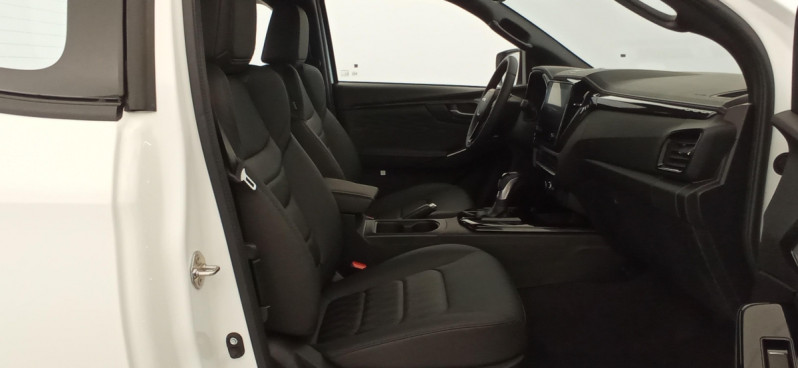 Photo 7 de l'offre de ISUZU D-MAX 1.9 4X4 SPACE CAB N60 NSPORT  AT à 45846€ chez Carlyss automobiles Vitré