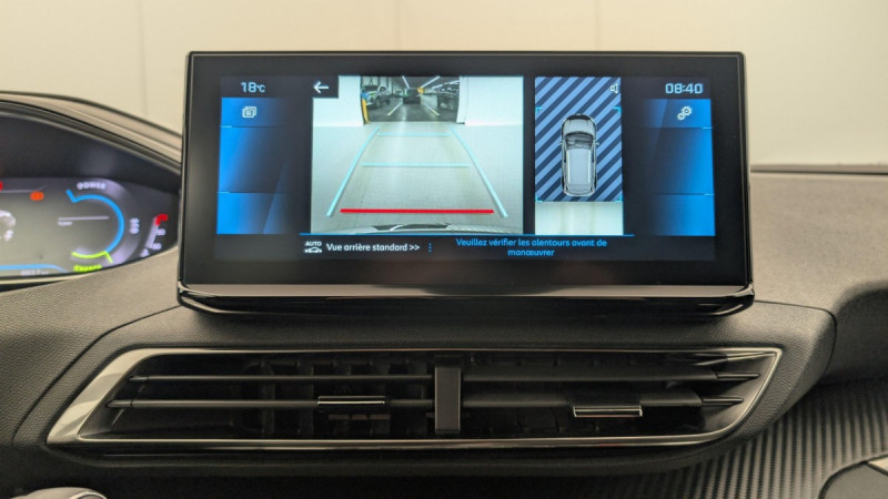 Photo 17 de l'offre de PEUGEOT 3008 Hybrid 136 e-DCS6 Allure Pack à 27853€ chez Carlyss automobiles Vitré