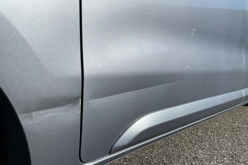 Photo 21 de l'offre de CITROEN Jumpy Fourgon JUMPY FGN M BLUEHDI 180 S&S EAT8 DRIVER à 15498€ chez Carlyss automobiles Vitré