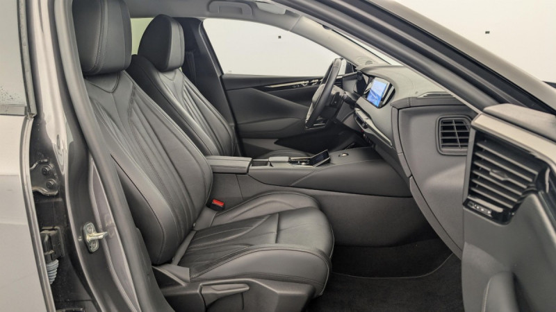 Photo 9 de l'offre de DS DS4 PureTech 130 EAT8 Rivoli à 23060€ chez Carlyss automobiles Vitré