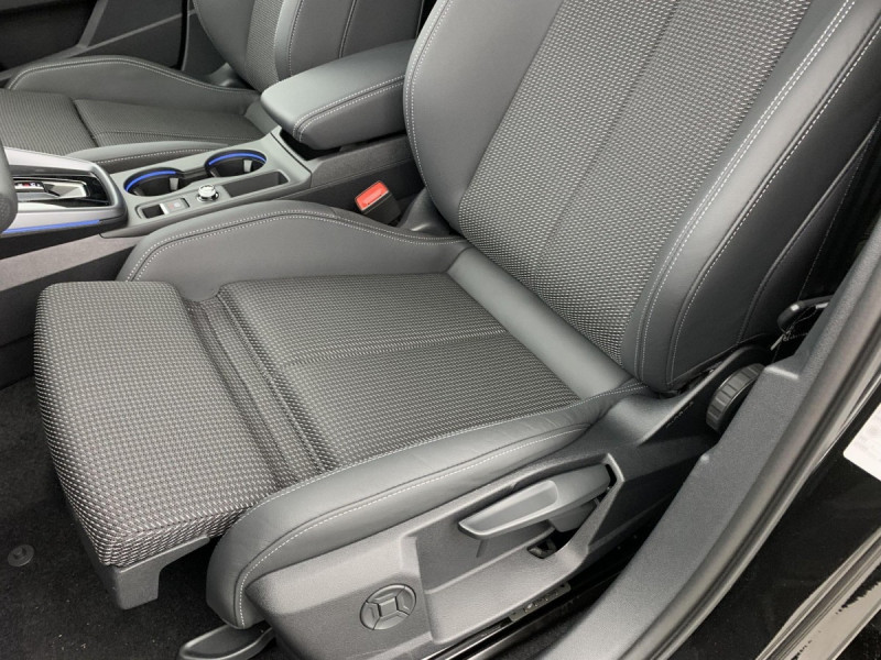 Photo 28 de l'offre de AUDI A3 SPORTBACK NOUVELLE 45 TFSI E HYBRIDE RECHARGEABLE 272 S TRONIC 6 S LINE à 43998€ chez Carlyss automobiles Vitré