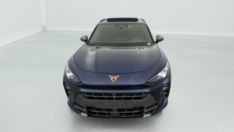 Photo 2 de l'offre de Cupra Terramar 1.5 eTSI Hybrid 150 ch DSG7 V à 36998€ chez Carlyss automobiles Vitré