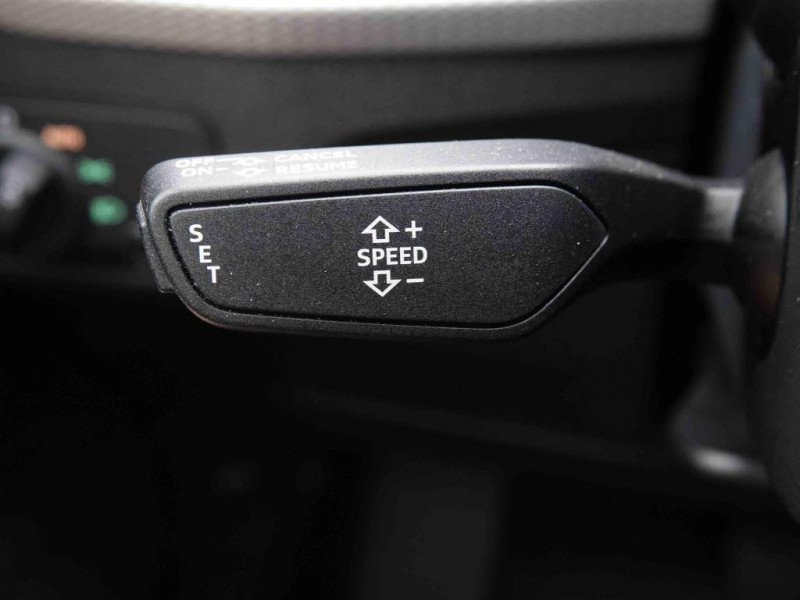 Photo 19 de l'offre de AUDI Q2 35 TFSi 150 S-Tronic Edition à 27202€ chez Carlyss automobiles Vitré